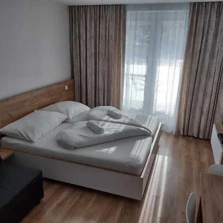 Kyjev Apartment *
